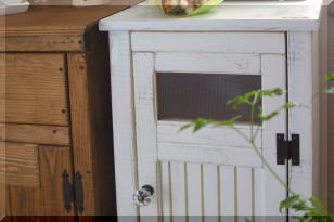 �A���e�B�[�N�Ƌ�